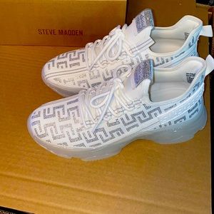 Steve Madden Sneakers